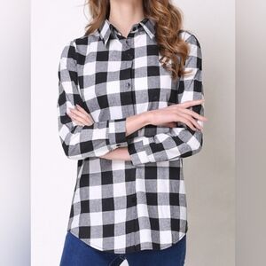 SHEIN Black White Buffalo Plaid Button Up Shirt Casual Flannel Style